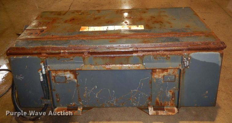 image for item AF9305 Bobcat 72 Sweeper  skid steer sweeper