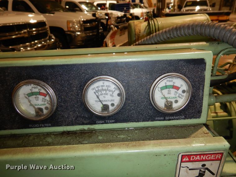 image for item AF9308 Sullair 10-30  air compressor