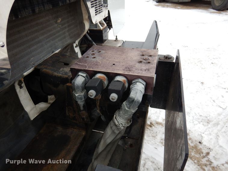 image for item AF9344 2010 Peterbilt PB320  refuse truck