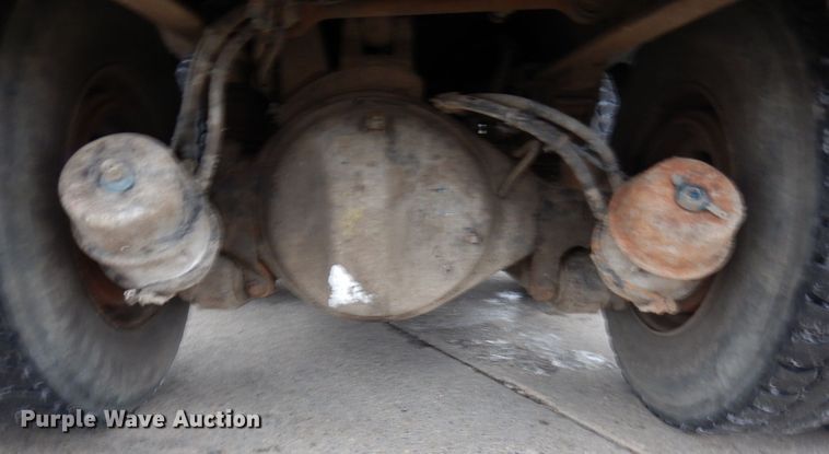 image for item AF9344 2010 Peterbilt PB320  refuse truck