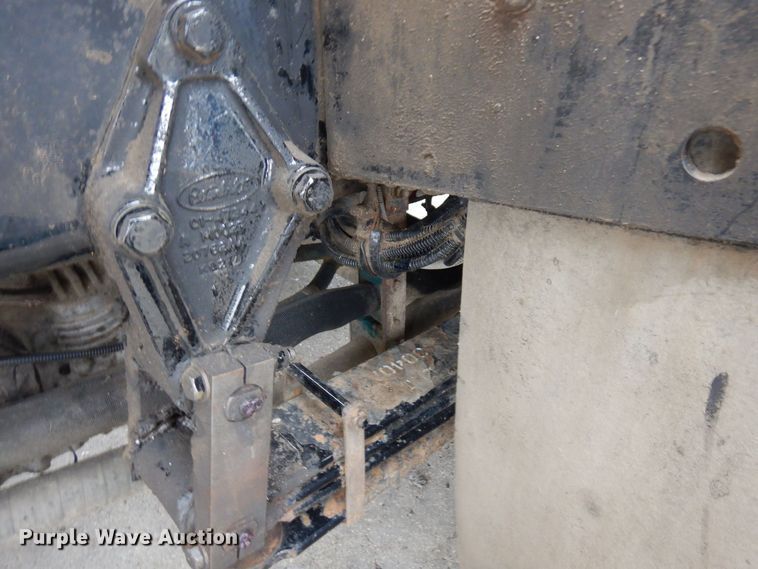 image for item AF9344 2010 Peterbilt PB320  refuse truck