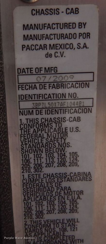 image for item AF9344 2010 Peterbilt PB320  refuse truck