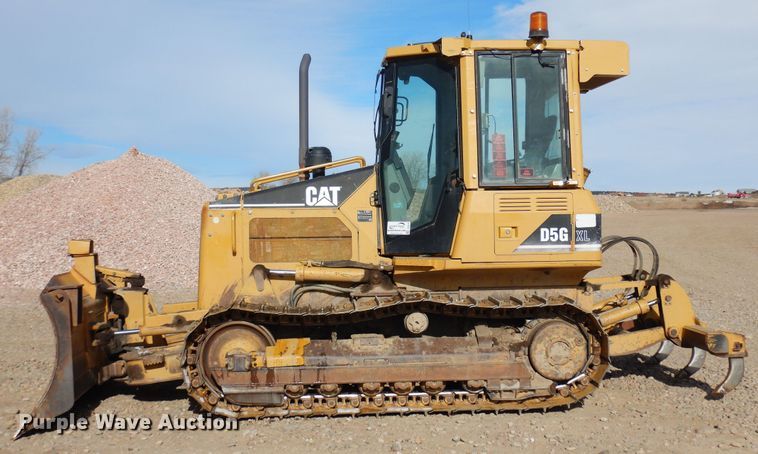 image for item DF8315 2006 Caterpillar D5GXL  dozer