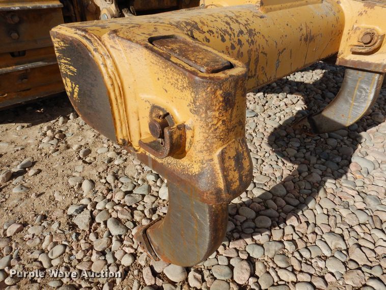 image for item DF8315 2006 Caterpillar D5GXL  dozer