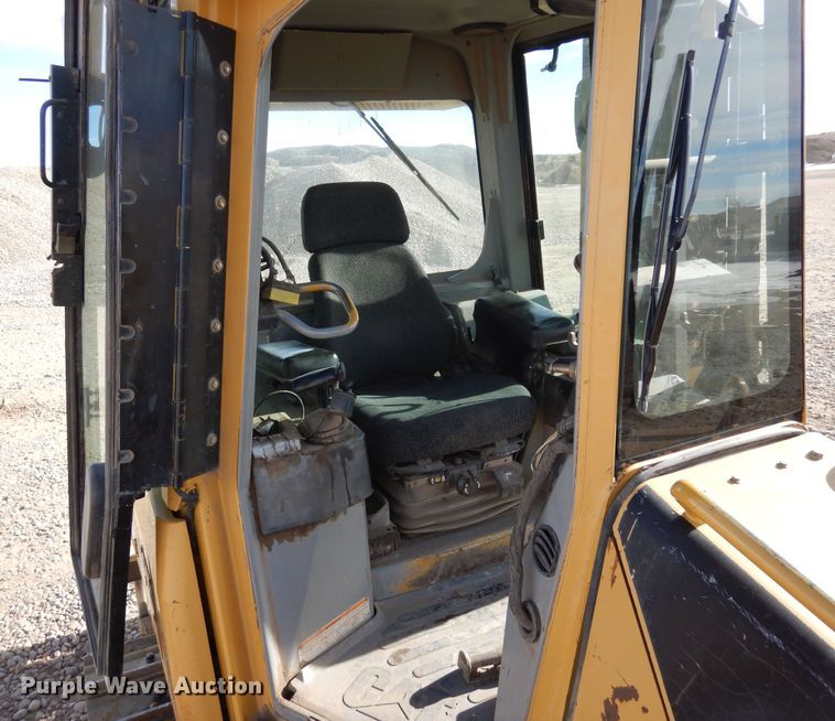 image for item DF8315 2006 Caterpillar D5GXL  dozer