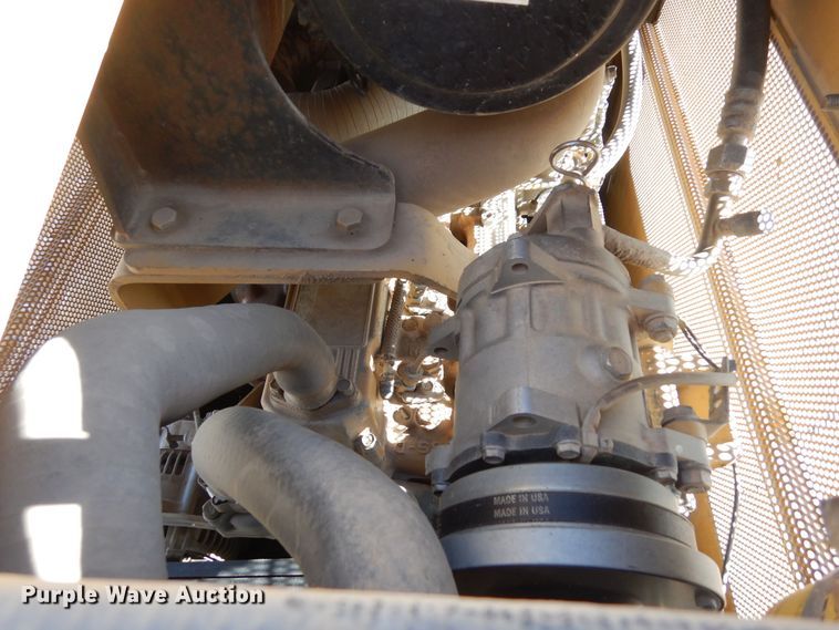 image for item DF8315 2006 Caterpillar D5GXL  dozer