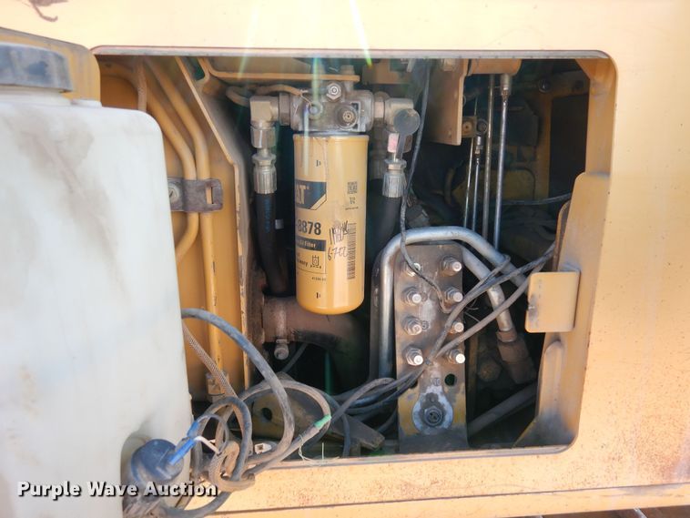 image for item DF8315 2006 Caterpillar D5GXL  dozer