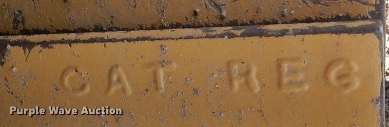 image for item DF8315 2006 Caterpillar D5GXL  dozer