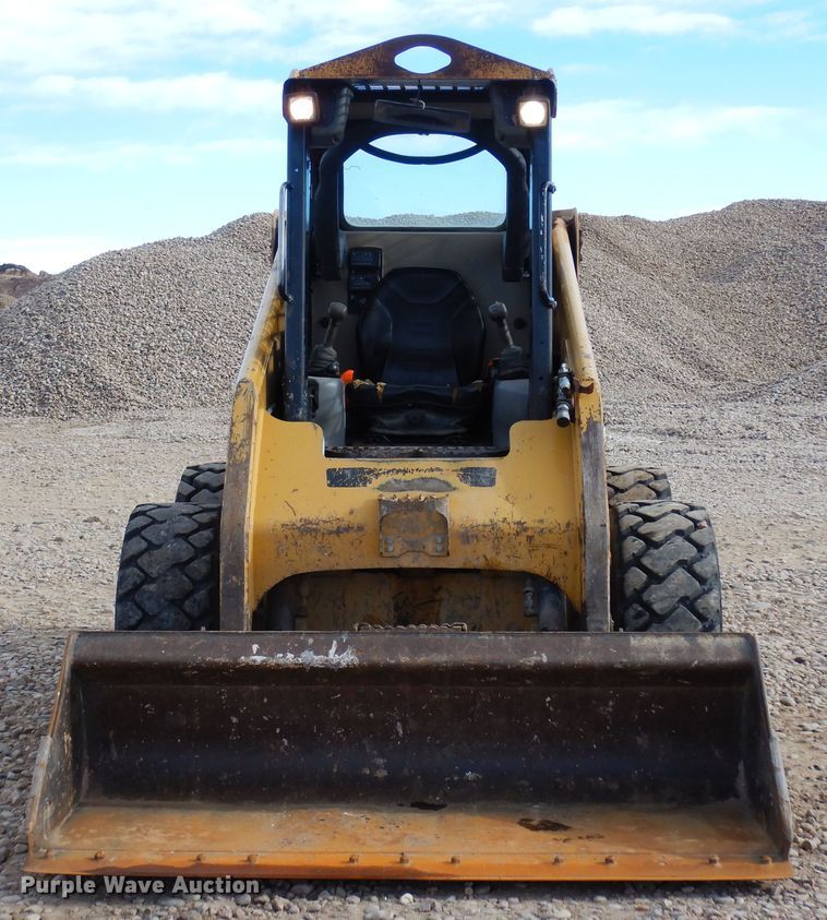 image for item DF8316 2011 Caterpillar 236B3  skid steer loader
