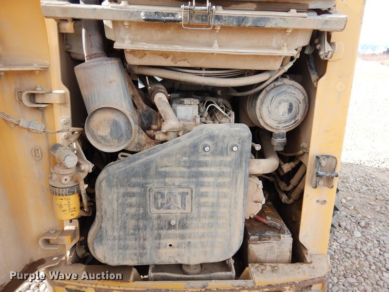 image for item DF8316 2011 Caterpillar 236B3  skid steer loader