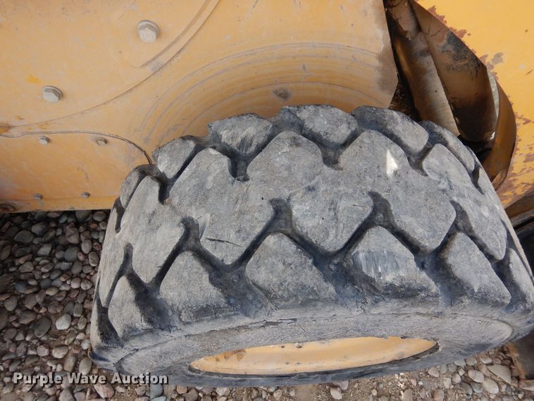 image for item DF8316 2011 Caterpillar 236B3  skid steer loader