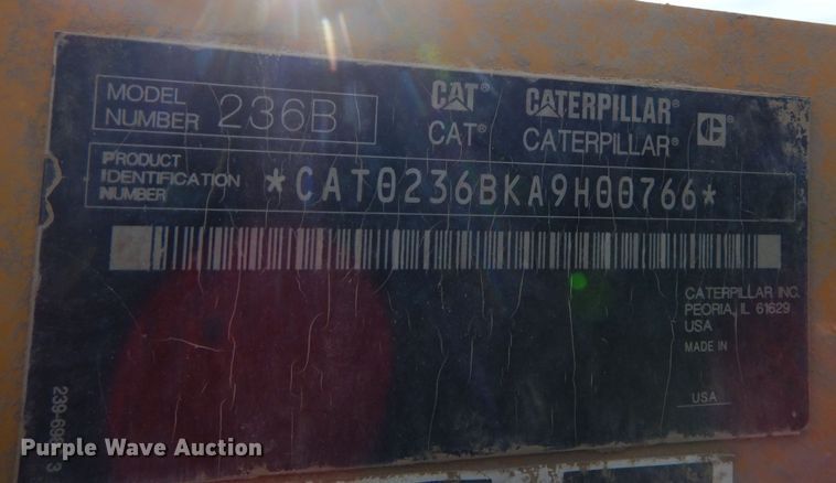 image for item DF8316 2011 Caterpillar 236B3  skid steer loader