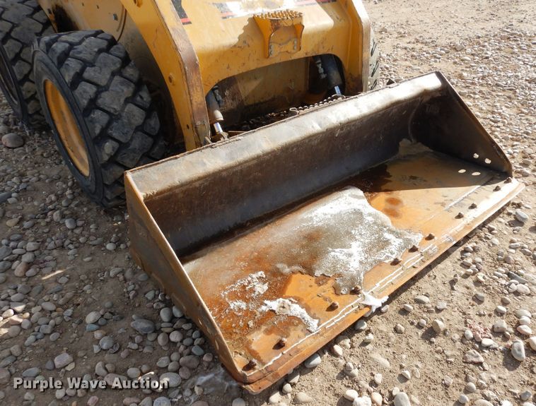 image for item DF8317 2012 Caterpillar 236B3  skid steer loader