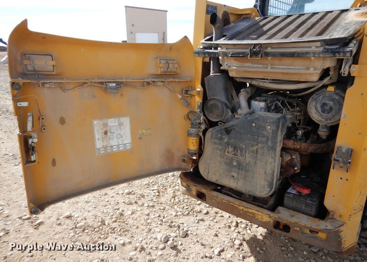 image for item DF8317 2012 Caterpillar 236B3  skid steer loader