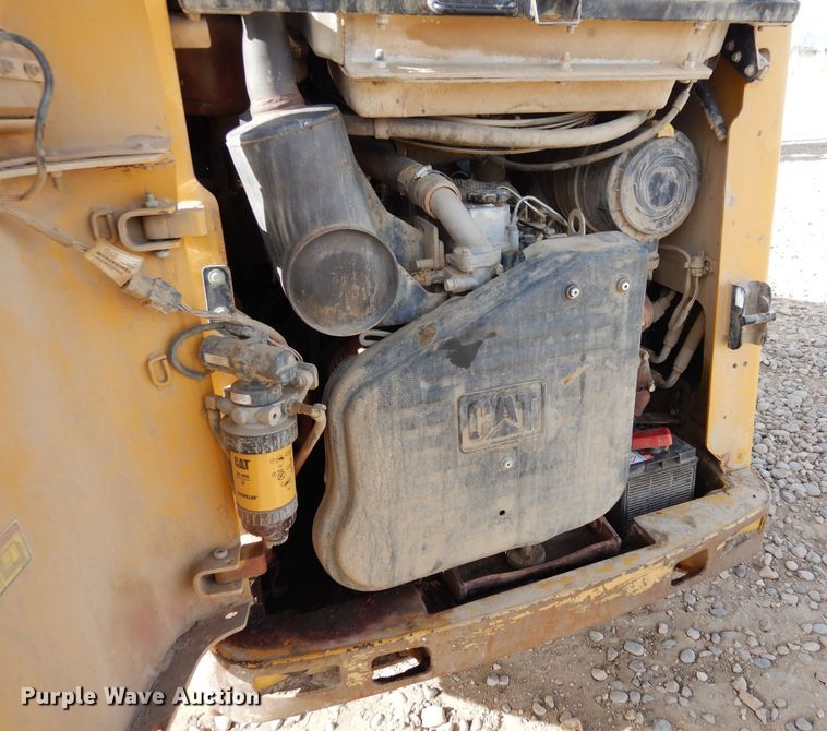 image for item DF8317 2012 Caterpillar 236B3  skid steer loader