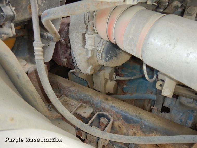 image for item DI6897 2006 International 4300  dump truck