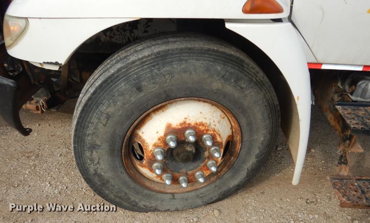 image for item DI6897 2006 International 4300  dump truck