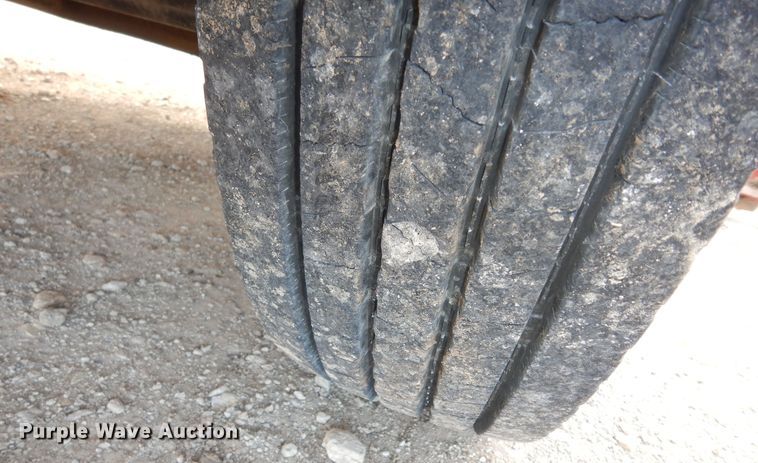 image for item DI6897 2006 International 4300  dump truck