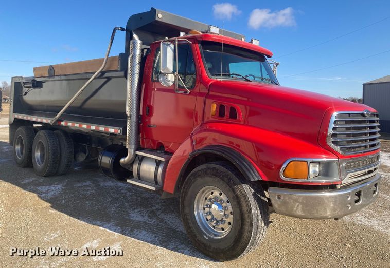 image for item DJ6134 2001 Sterling L9500  dump truck