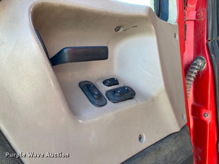 image for item DJ6134 2001 Sterling L9500  dump truck