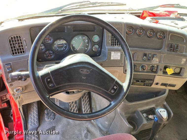 image for item DJ6134 2001 Sterling L9500  dump truck