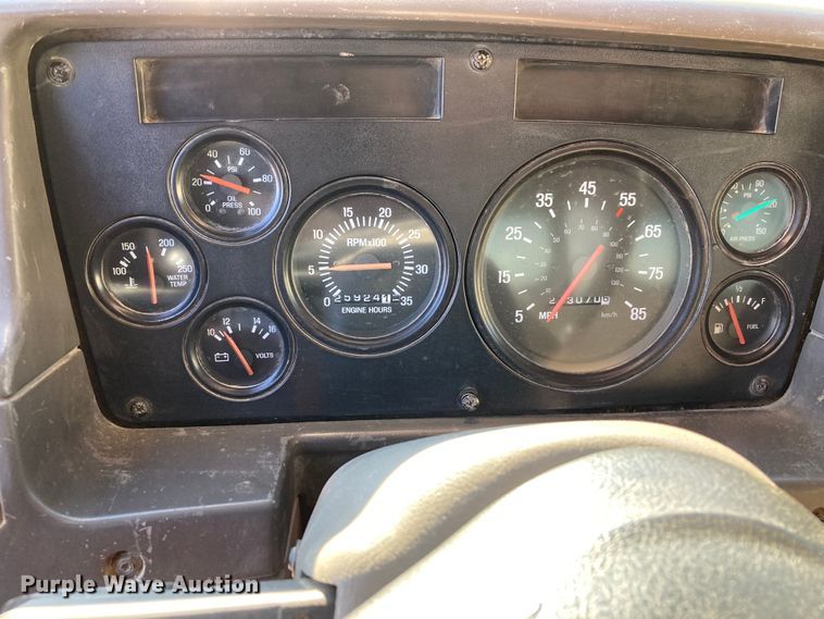 image for item DJ6134 2001 Sterling L9500  dump truck