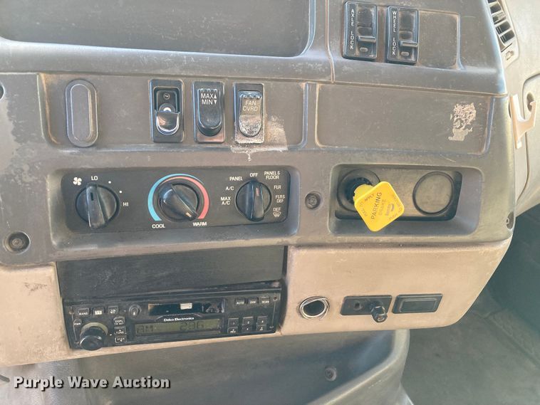 image for item DJ6134 2001 Sterling L9500  dump truck