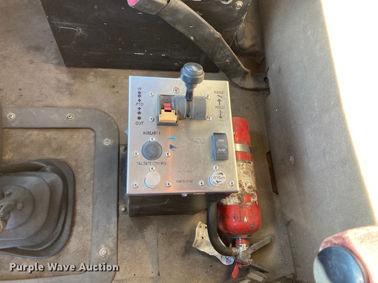 image for item DJ6134 2001 Sterling L9500  dump truck