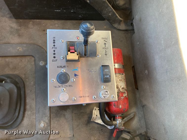 image for item DJ6134 2001 Sterling L9500  dump truck