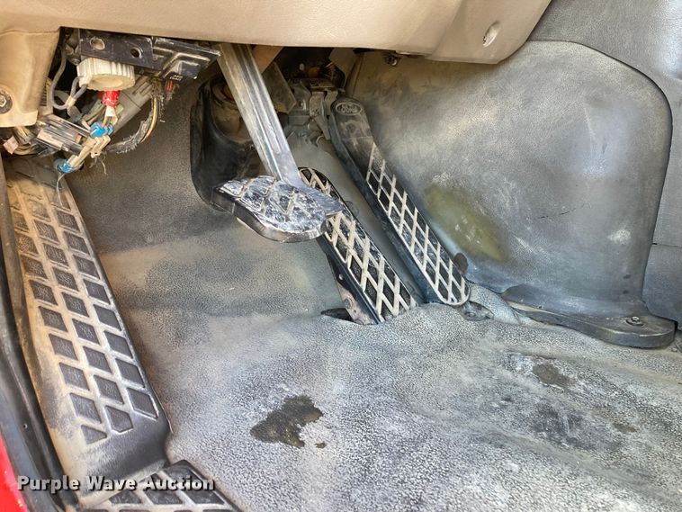 image for item DJ6134 2001 Sterling L9500  dump truck