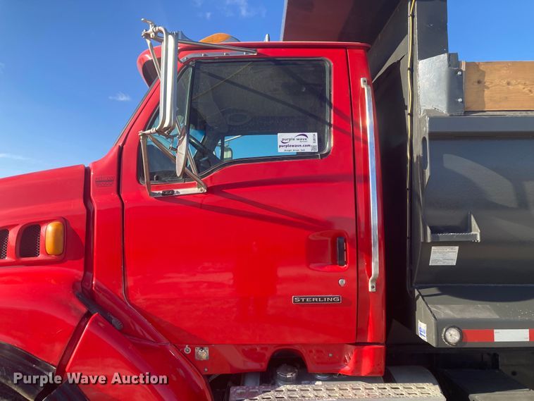 image for item DJ6134 2001 Sterling L9500  dump truck