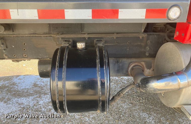 image for item DJ6134 2001 Sterling L9500  dump truck