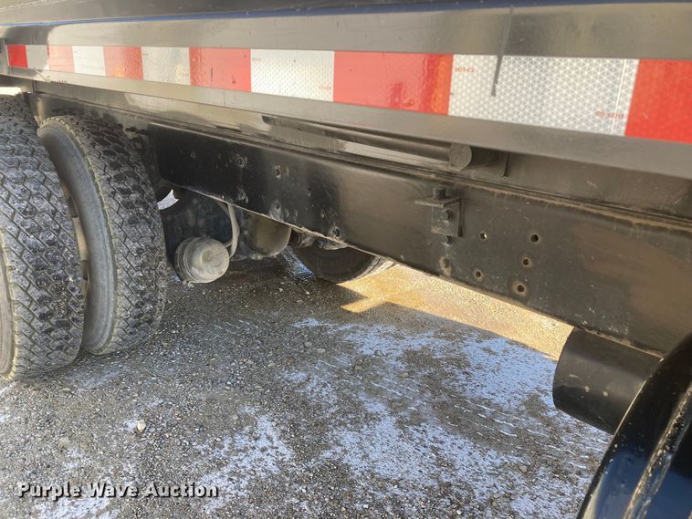 image for item DJ6134 2001 Sterling L9500  dump truck