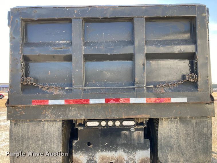 image for item DJ6134 2001 Sterling L9500  dump truck