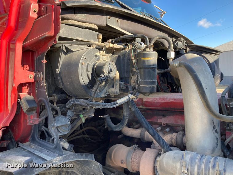 image for item DJ6134 2001 Sterling L9500  dump truck