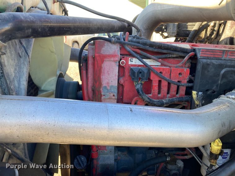 image for item DJ6134 2001 Sterling L9500  dump truck