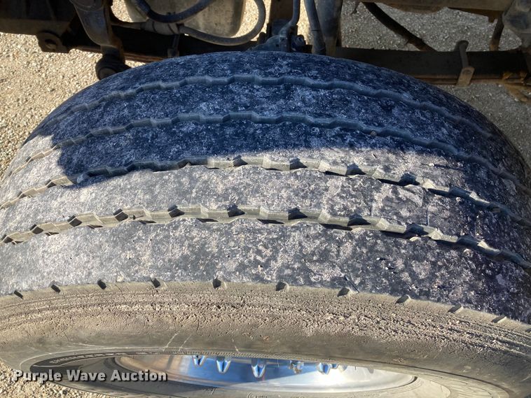 image for item DJ6134 2001 Sterling L9500  dump truck