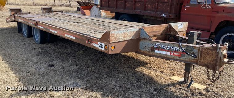 image for item DJ6148 2000 Interstate 20DTA  equipment trailer