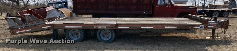 image for item DJ6148 2000 Interstate 20DTA  equipment trailer