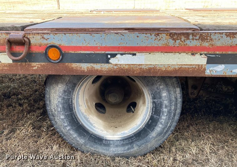 image for item DJ6148 2000 Interstate 20DTA  equipment trailer