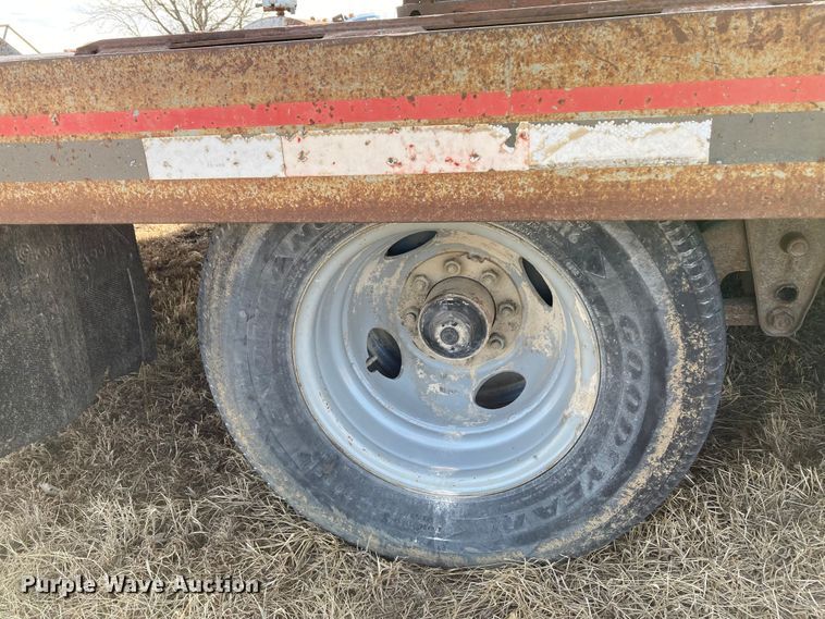 image for item DJ6148 2000 Interstate 20DTA  equipment trailer