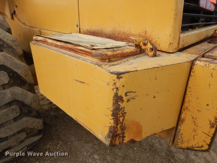 image for item DK7519 1993 Caterpillar 936F  wheel loader