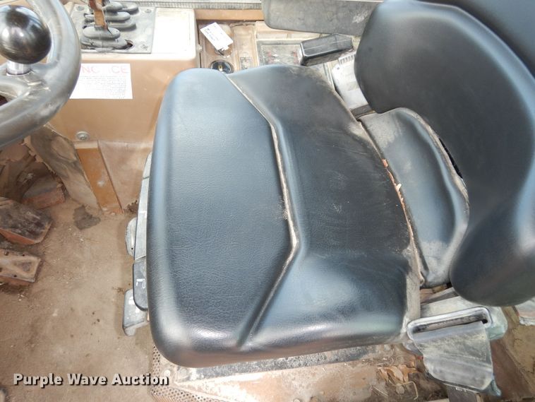 image for item DK7519 1993 Caterpillar 936F  wheel loader