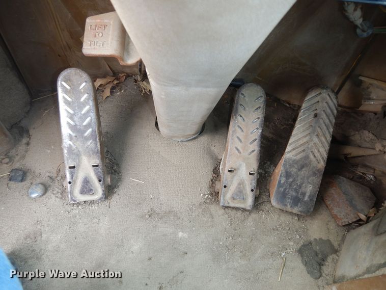 image for item DK7519 1993 Caterpillar 936F  wheel loader