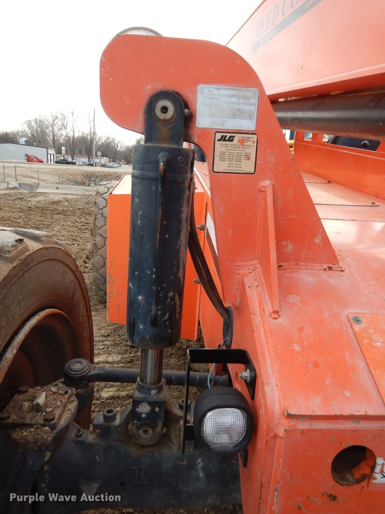 image for item DK7552 2012 JLG 6042  telehandler