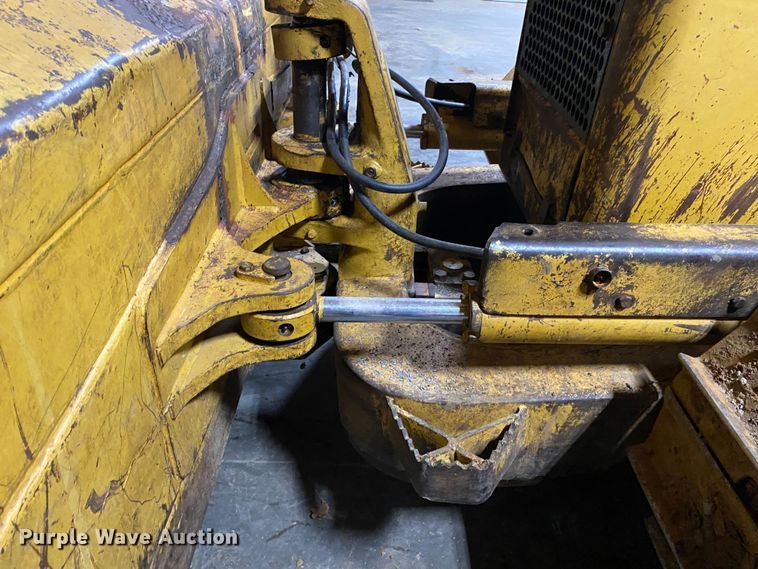 image for item DL7017 2004 Caterpillar D5NXL  dozer