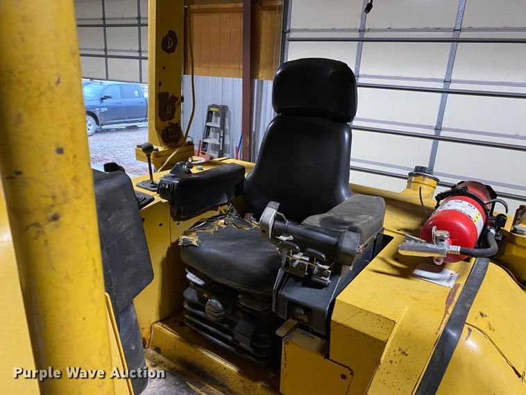 image for item DL7017 2004 Caterpillar D5NXL  dozer