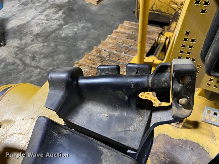 image for item DL7017 2004 Caterpillar D5NXL  dozer