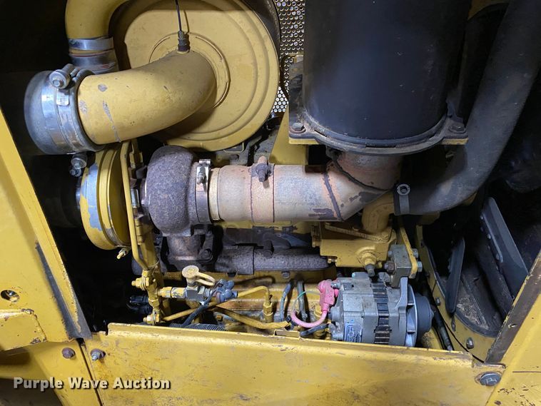 image for item DL7017 2004 Caterpillar D5NXL  dozer
