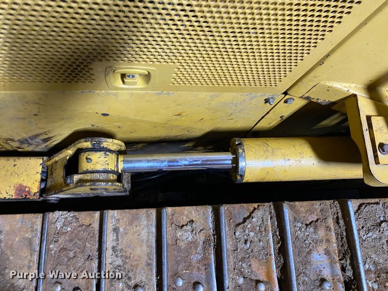 image for item DL7017 2004 Caterpillar D5NXL  dozer